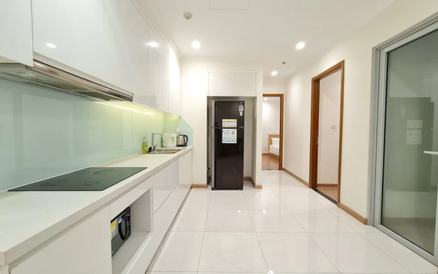 DongDong LUX APT - Vinhomes Central Park
