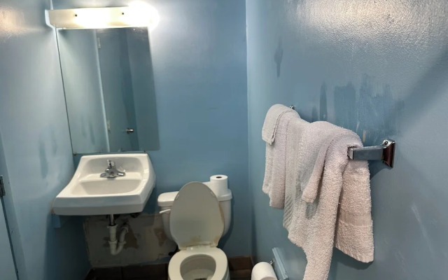 Westgate Manor Motel Austintown-Younstown, Ohio