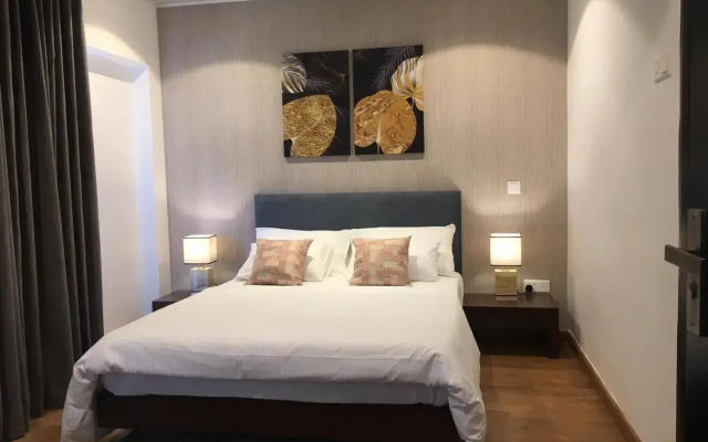 The Edge Luxury Apartment