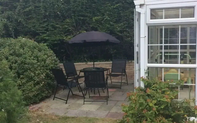 The Lodge Guest House