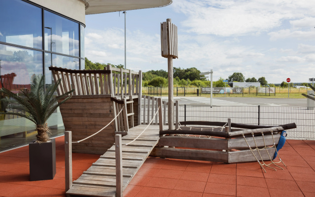 Holiday Inn Express Hamburg South A7 AS42 by IHG