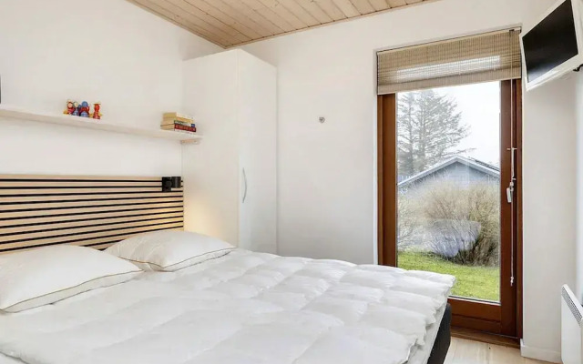6 Person Holiday Home in Hjorring