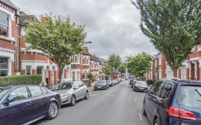 Retro style home in Clapham