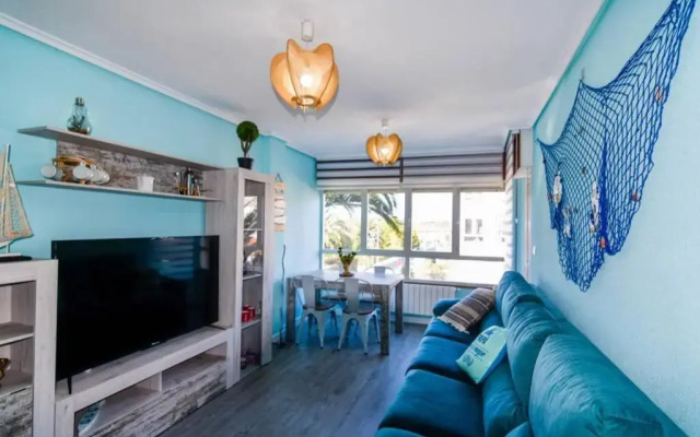 ¡Nuevo! Coqueto y cómodo apartamento con piscina y padel