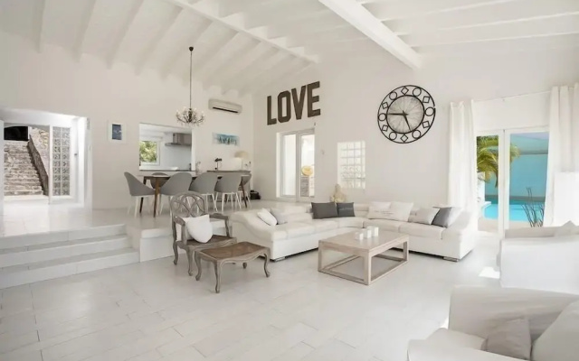 Villa ONE