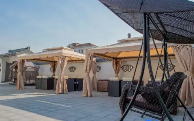 Shanghai Yazhu Art Hotel (Chongming Xinhe Town)