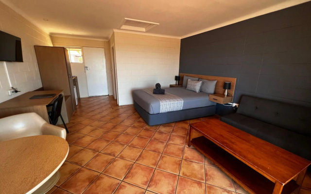 Hospitality Port Hedland – Guest Rooms – Port Hedland
