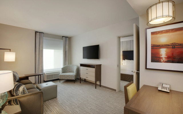 Homewood Suites by Hilton Louisville Downtown, KY