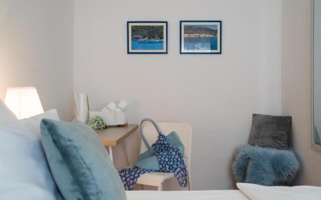 Rooms Lana