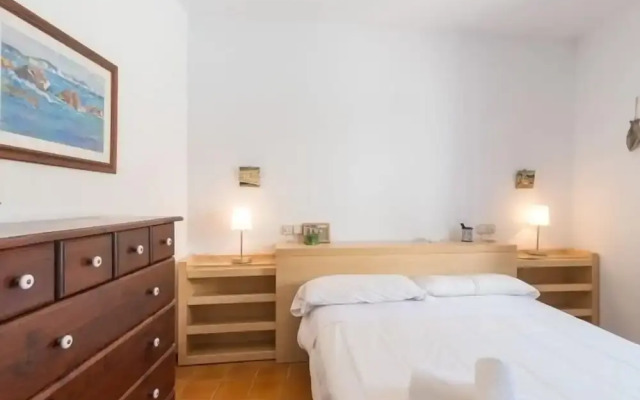 Family flat with parking near beach