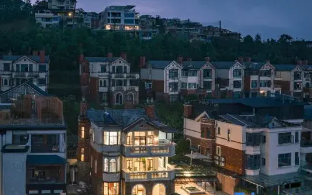 Tengchong Zhilin | Hillside View | Authentic Hot Spring Luxury Villa