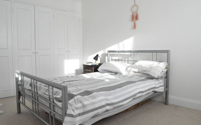 Lovely 1 Bedroom Flat In Trendy Peckham