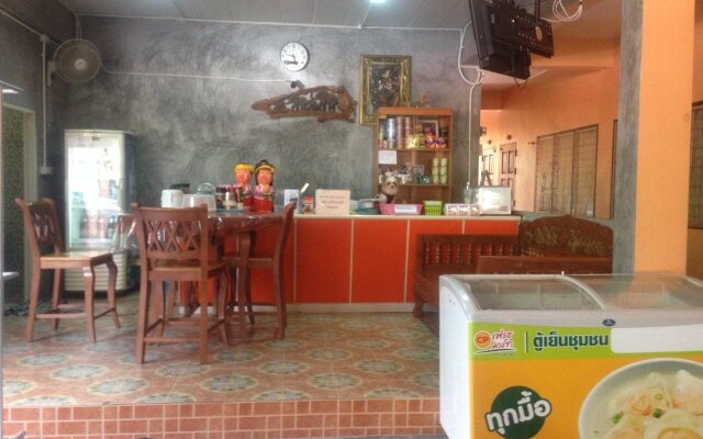Malin House Apartment 1 Trang