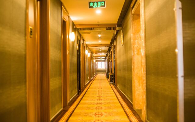 Katie Eastman Hotel