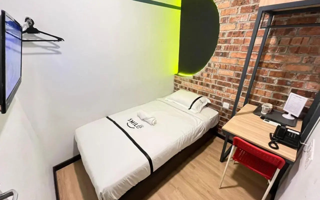 Smile Hotel Wangsa Maju