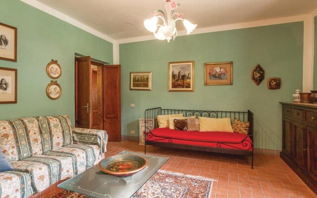 Amazing Home in Partina AR With 4 Bedrooms, Jacuzzi and Wifi