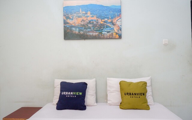 Urbanview Hotel Sayang Makassar by RedDoorz