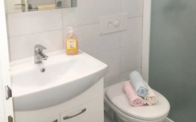 Tomo 1 - at the Beach - A4