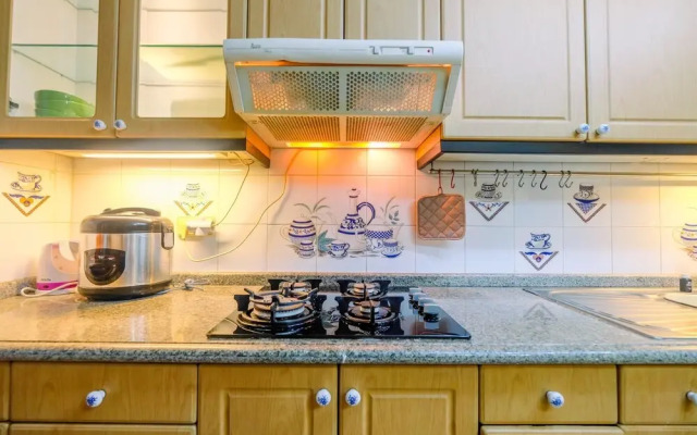 Elegant and Homey 2BR with Working Room Prapanca Apartment