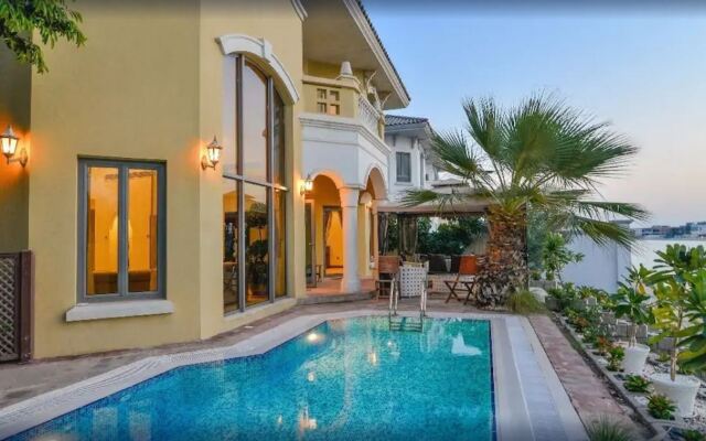 Palm Jumeriah Frond O