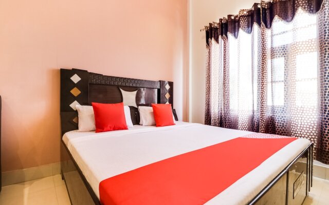 OYO 49824 Dhingra Guest House