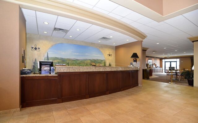 Best Western Premier Pasco Inn & Suites