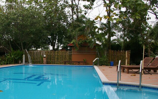 Thai Bamboo Guesthouse Resort