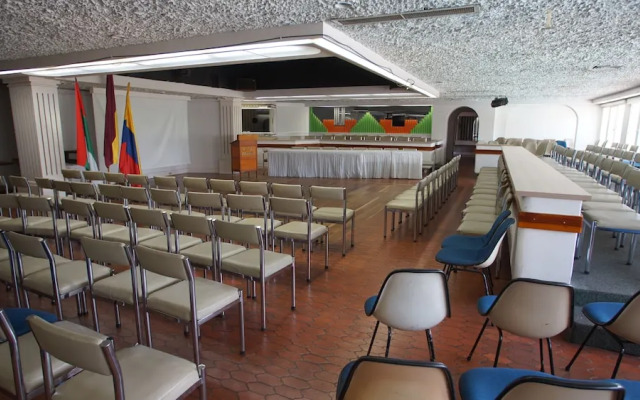 Hotel Bachue Girardot