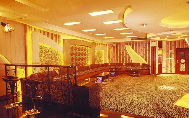 Lung Chuen International Hotel