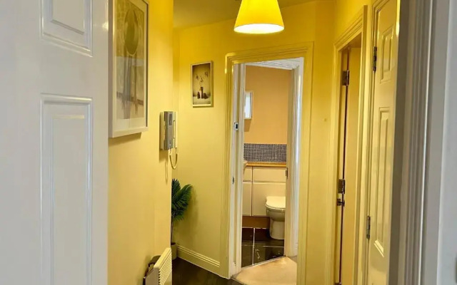 Radiant2 bedroom apartment in the heart of Harlow town