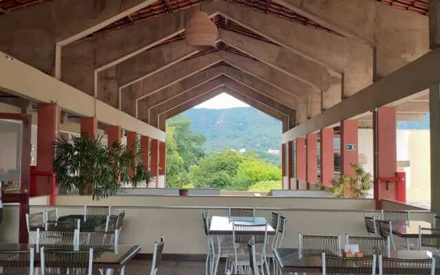 Hotel Encosta da Serra