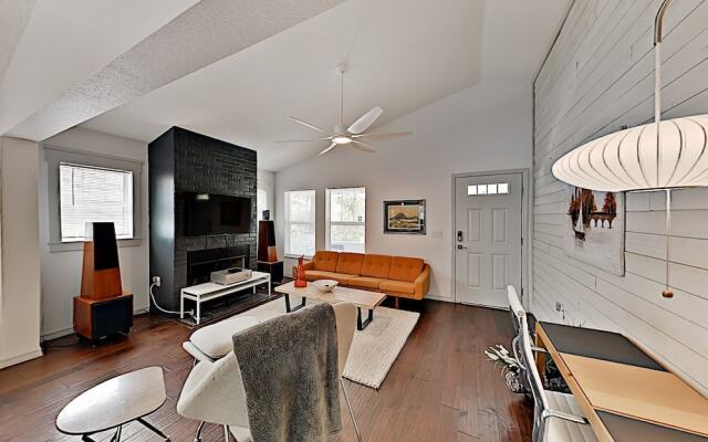 305whaya 3 Bedroom Home