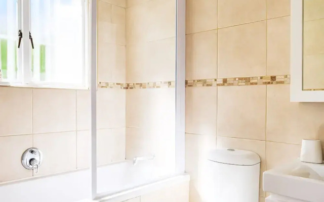 Modern Elegance Meets City Serenity at Meliora