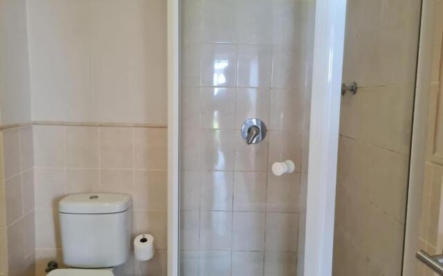 Point Village Accommodation - Santos 11