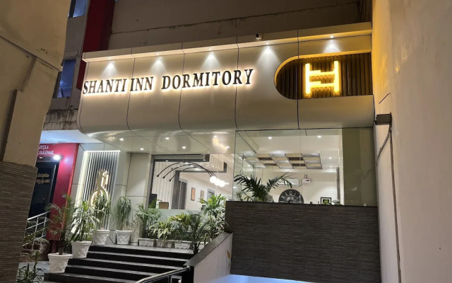 Shanti Inn Dormitory