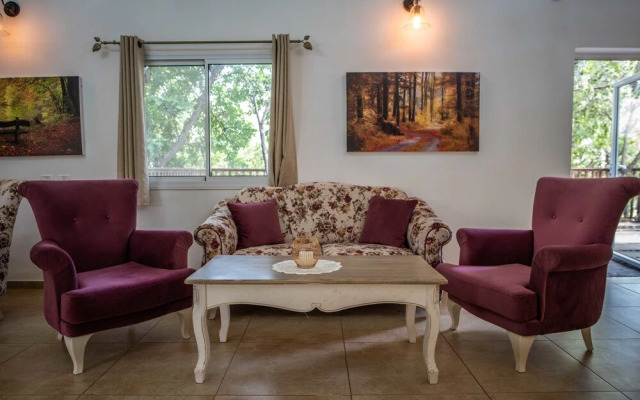 Farod Country Inn