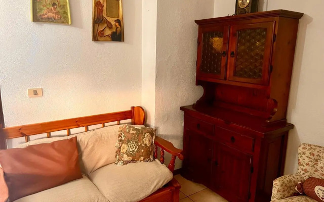 Via Osvaldo Moretti(complessoShalimar)