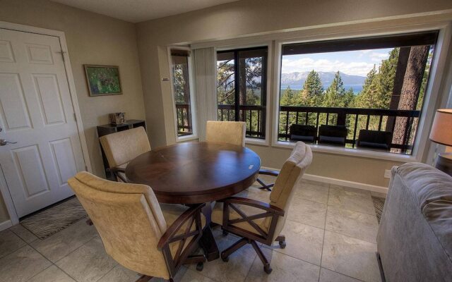 Tahoe Bonoff Venture by Lake Tahoe Accommodations