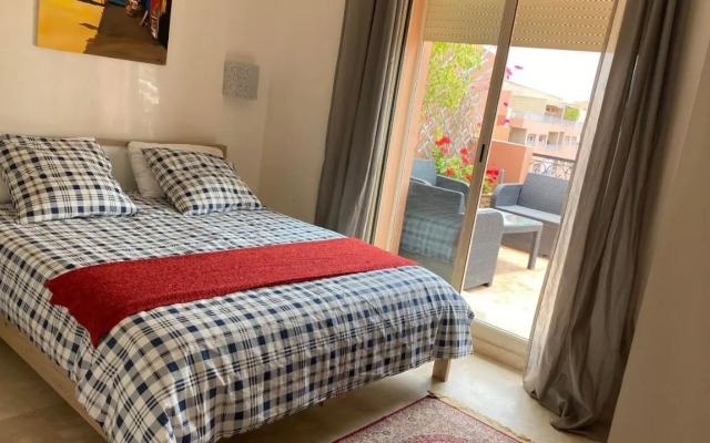Appartement terrasse avec piscine