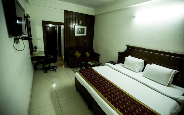 Hotel Deep Avadh – Guest Rooms – Lucknow