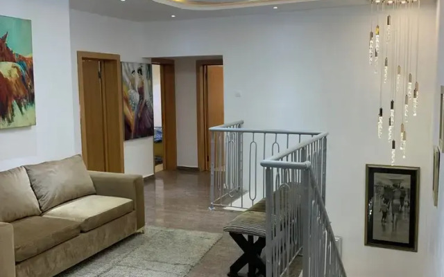 Signature apartments