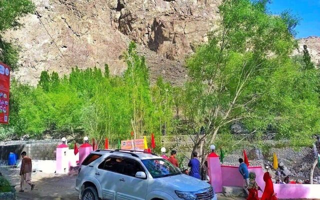 Wazeer One Hotel & Guest House Shigar