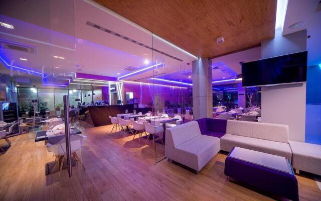 Aparthotel Invite