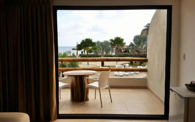 Hotel Baja Montañita