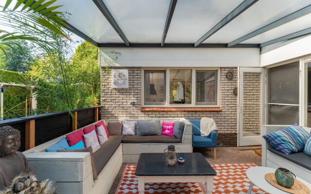 Cozy villa with wellness tub, sauna and spacious garden