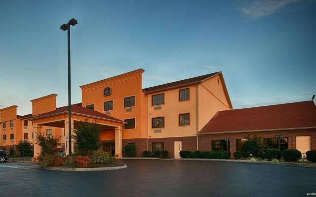 Best Western Plus Strawberry Inn & Suites