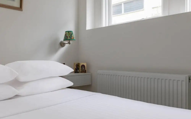 Alba Place III by Onefinestay