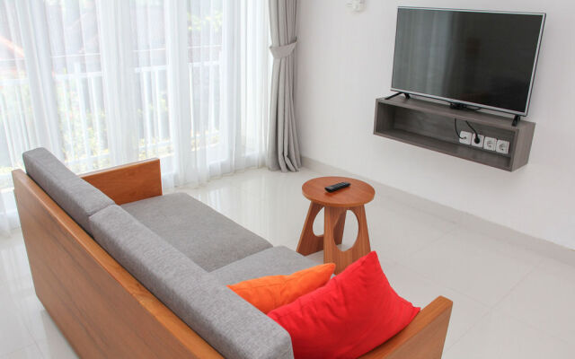 Airy Premier Seminyak Pantai Batu Belig Bali