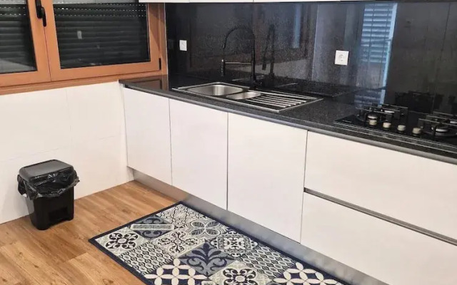 Modern Lisbon Apartment