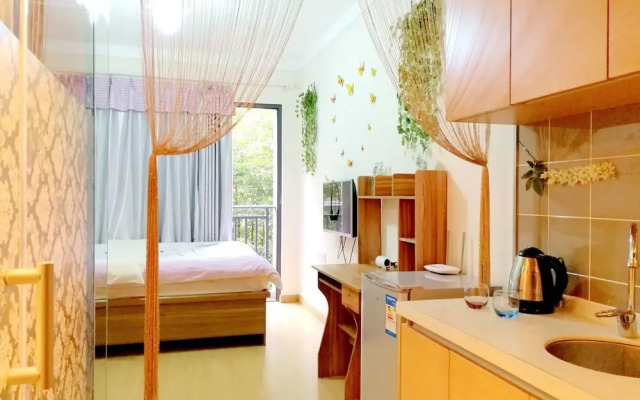 Chongqing U&Me Boutique Apartment